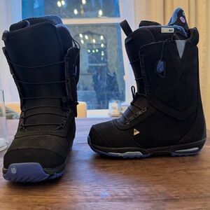 Brand new, never worn 
Burton Supreme Women’s Snowboard Boots
Size 7